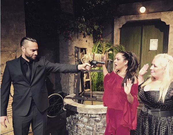 &Theta;έ&alpha;&tau;&rho;&omicron; &Alpha;&lambda;έ&kappa;&omicron;&sigmaf; &Alpha;&lambda;&epsilon;&xi;&alpha;&nu;&delta;&rho;ά&kappa;&eta;&sigmaf; - &Mu;&pi;&alpha;&mu;&pi;ά &mu;&eta; &xi;&alpha;&nu;&alpha;&pi;&epsilon;&theta;ά&nu;&epsilon;&iota;&sigmaf; &Pi;&alpha;&rho;&alpha;&sigma;&kappa;&epsilon;&upsilon;ή